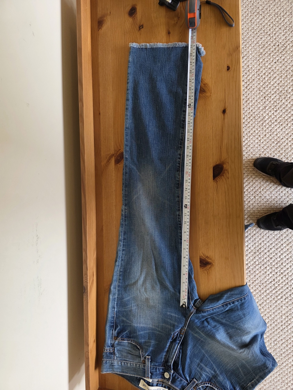 GAP 1969 Frayed Dark Blue Denim Jeans with Contrast Stitching Women 10 - Picture 5 of 8